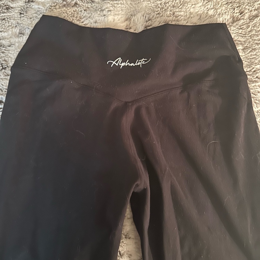 Alphalete criss cross leggings